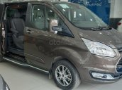 Ford Tourneo 7 chỗ mới giá hấp dẫn cạnh tranh