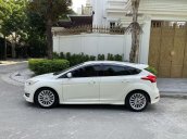 Bán Ford Focus sản xuất 2016 giá cạnh tranh