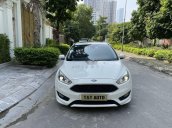 Bán Ford Focus sản xuất 2016 giá cạnh tranh