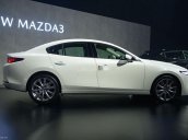 Cần bán Mazda 3 đời 2019, màu trắng, giao xe nhanh