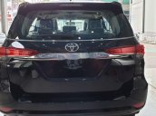 Bán xe Toyota Fortuner đời 2019, màu đen