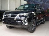 Bán xe Toyota Fortuner đời 2019, màu đen