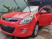 Cần bán xe Hyundai i20 AT đời 2011, màu đỏ, nhập khẩu