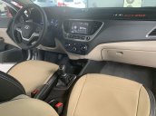 Cần bán Hyundai Accent 1.4MT CVT năm sản xuất 2019, màu bạc