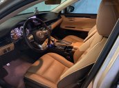 Cần bán Lexus ES 250 sản xuất 2017, màu nâu, xe nhập