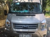 Cần bán Ford Transit đời 2010, màu bạc còn mới