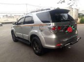 Bán xe Toyota Fortuner sản xuất năm 2012, giá 668tr