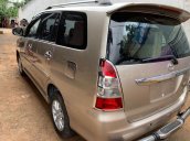 Bán Toyota Innova E sản xuất năm 2013, màu vàng, 425 triệu