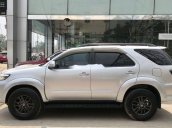 Bán Toyota Fortuner 2.5G đời 2015, màu bạc số sàn