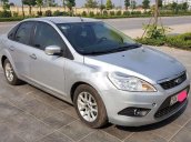 Cần bán gấp Ford Focus 2009, màu bạc số sàn, 215tr