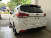 Cần bán xe Kia Rondo năm sản xuất 2016, màu trắng, xe nhập còn mới