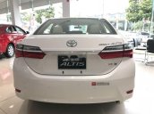 Bán Toyota Corolla Altis năm 2019, màu trắng