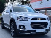 Cần bán Chevrolet Captiva sản xuất 2016 giá cạnh tranh