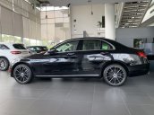 Bán xe Mercedes C200 Exlusive 2019, màu đen