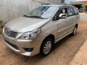 Bán Toyota Innova E sản xuất năm 2013, màu vàng, 425 triệu