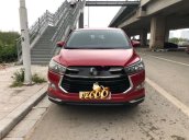 Cần bán xe Toyota Innova sản xuất 2018, màu đỏ còn mới