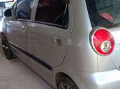 Cần bán lại xe Chevrolet Spark đời 2009, màu bạc còn mới