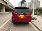 Cần bán xe Toyota Innova sản xuất 2018, màu đỏ còn mới