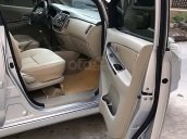 Bán Toyota Innova đời 2014, màu bạc, chính chủ, giá tốt