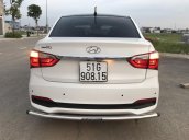 Bán Hyundai Grand i10 sedan 1.2AT màu trắng số tự động sản xuất 2017 biển Sài Gòn