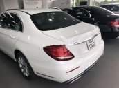 Bán ô tô Mercedes E200 sản xuất 2018, màu trắng như mới