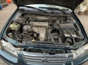 Cần bán Toyota Camry sản xuất năm 1999, màu xanh dưa