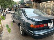 Cần bán Toyota Camry sản xuất năm 1999, màu xanh dưa