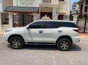 Cần bán Toyota Fortuner năm sản xuất 2018, màu trắng  