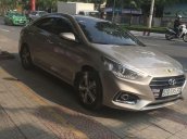 Cần bán lại xe Hyundai Accent đời 2018, màu vàng còn mới