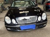 Cần bán xe Mercedes E class đời 2004, nhập khẩu