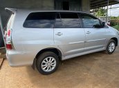 Bán Toyota Innova sản xuất năm 2014, màu bạc  