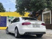 Bán Audi A4 2010, màu trắng, nhập khẩu nguyên chiếc còn mới