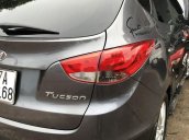 Cần bán Hyundai Tucson đời 2010, màu xám, nhập khẩu nguyên chiếc còn mới, giá 520tr