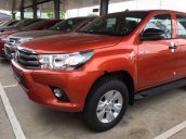 Bán xe Toyota Hilux đời 2019, màu đỏ cam, nhập khẩu nguyên chiếc, giá chỉ 622 triệu