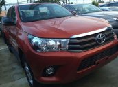 Bán xe Toyota Hilux đời 2019, màu đỏ cam, nhập khẩu nguyên chiếc, giá chỉ 622 triệu