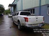 Cần bán Mitsubishi Triton sản xuất 2017, màu trắng, nhập khẩu chính hãng