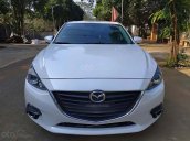 Bán Mazda 3 1.5 AT đời 2016, màu trắng số tự động