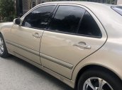 Bán ô tô Mercedes E240 sản xuất năm 2000, số sàn, màu vàng cát