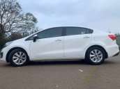 Bán Kia Rio đời 2016, màu trắng số sàn