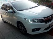 Gia đình bán Honda City năm 2017, màu trắng