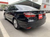 Cần bán gấp Toyota Camry đời 2016, màu đen còn mới