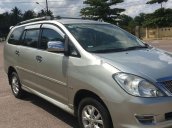 Cần bán gấp Toyota Innova 2008, màu bạc còn mới