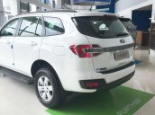 Bán Ford Everest đời 2019, màu trắng, xe nhập, mới hoàn toàn