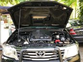 Bán Toyota Hilux E 2013, màu đen, nhập khẩu số sàn