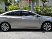 Bán Hyundai Sonata đời 2011, màu bạc, nhập khẩu