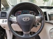 Bán nhanh chiếc xe Toyota Venza đời 2010, màu đen, giá hấp dẫn