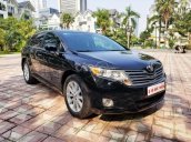 Bán nhanh chiếc xe Toyota Venza đời 2010, màu đen, giá hấp dẫn