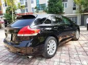 Bán nhanh chiếc xe Toyota Venza đời 2010, màu đen, giá hấp dẫn