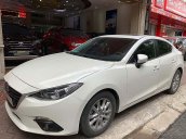 Bán Mazda 3 1.5 AT năm sản xuất 2016, màu trắng xe nguyên bản