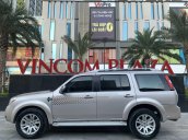 Cần bán lại xe Ford Everest đăng ký 2014 bản limited giá chỉ 608 triệu đồng